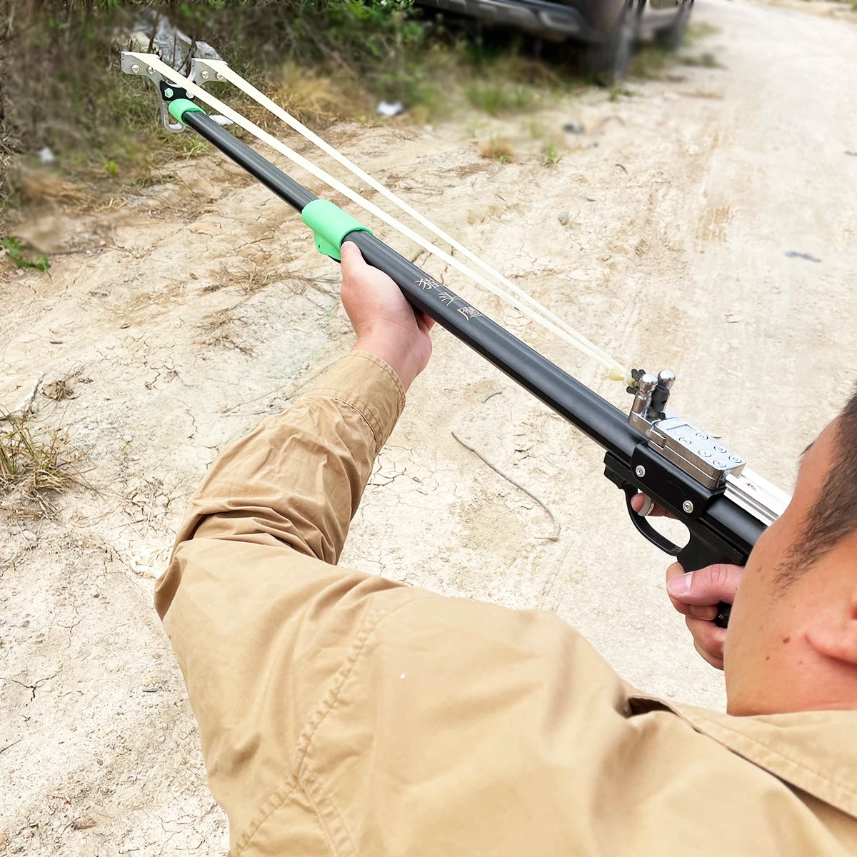 Powerful Metal Slingshot, Stainless Steel Trigger Auto Fire Slingshot